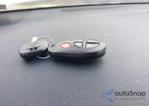 2013 Toyota Sienna Xle V6 8 Passenger z USA, uszkodzony, nr VIN 5TDYK3DC2DS290022